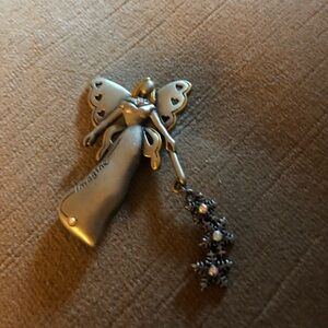 DD Angel Pin- 801 $25 or $20 w/offer